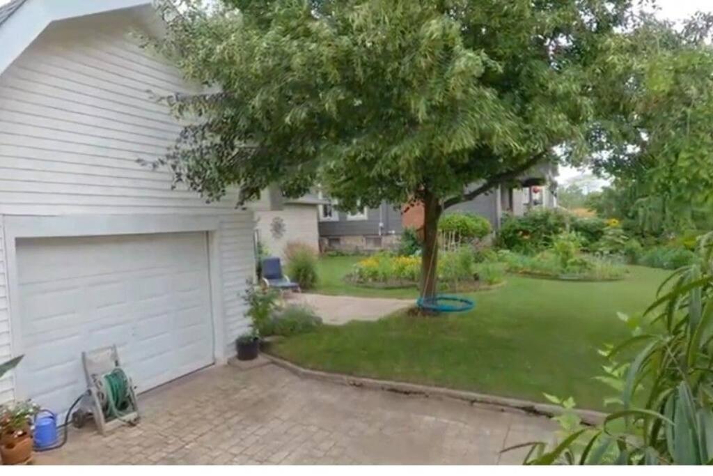 Garden 2 Storey House Niagara Falls Exterior foto